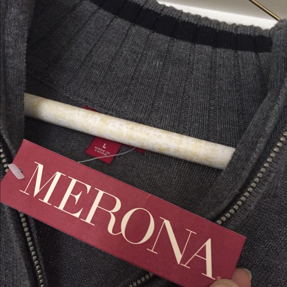 Merona large sweater tags still. On.